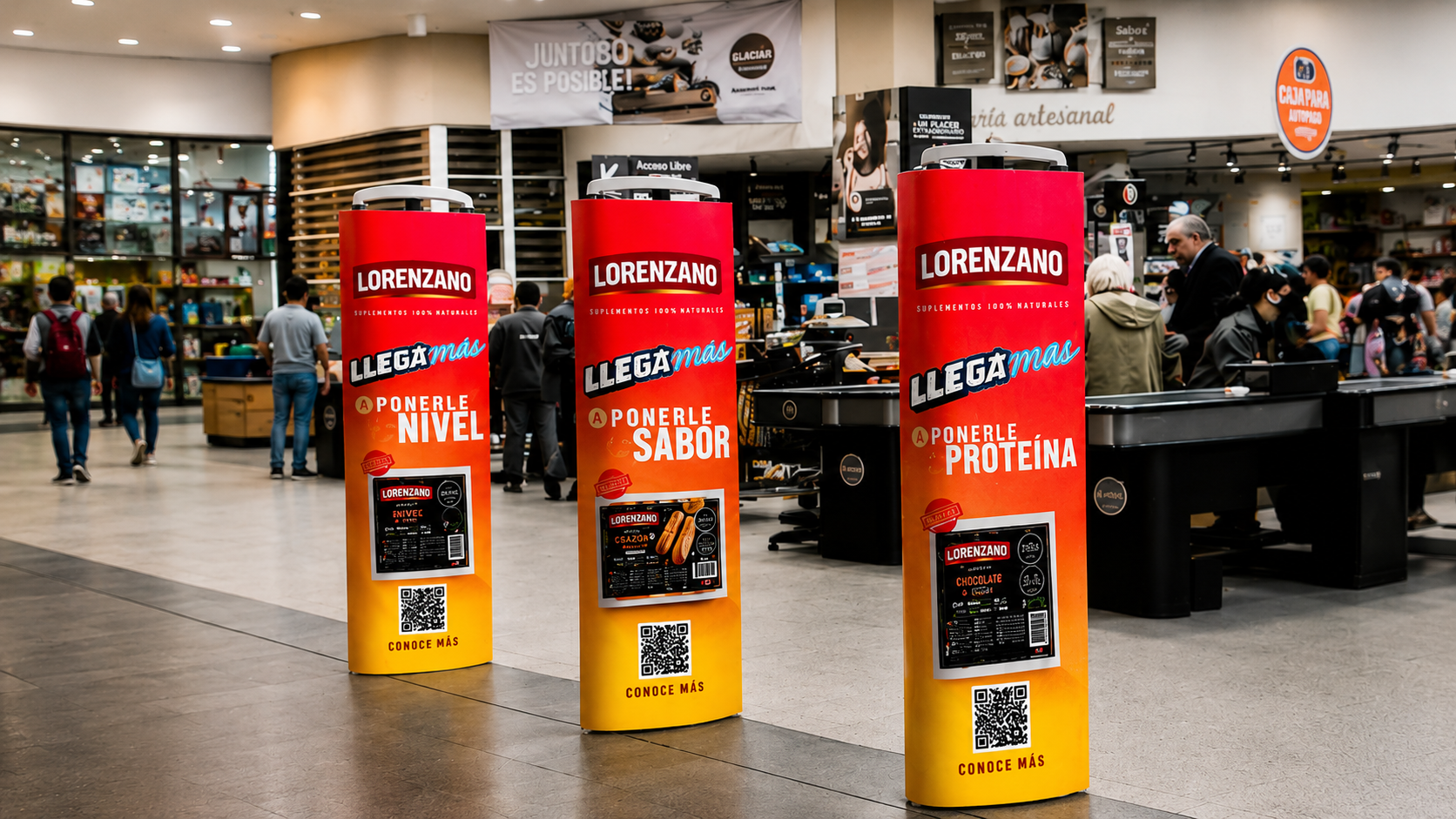 Tótems publicitarios Lorenzano Llega Más en punto de venta con códigos QR